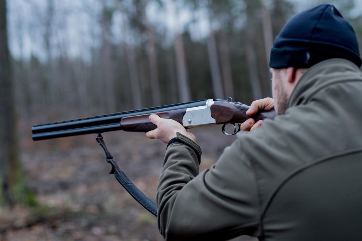 Tragiczny wypadek na polowaniu w Granicznej Wsi – myśliwy usłyszał zarzuty