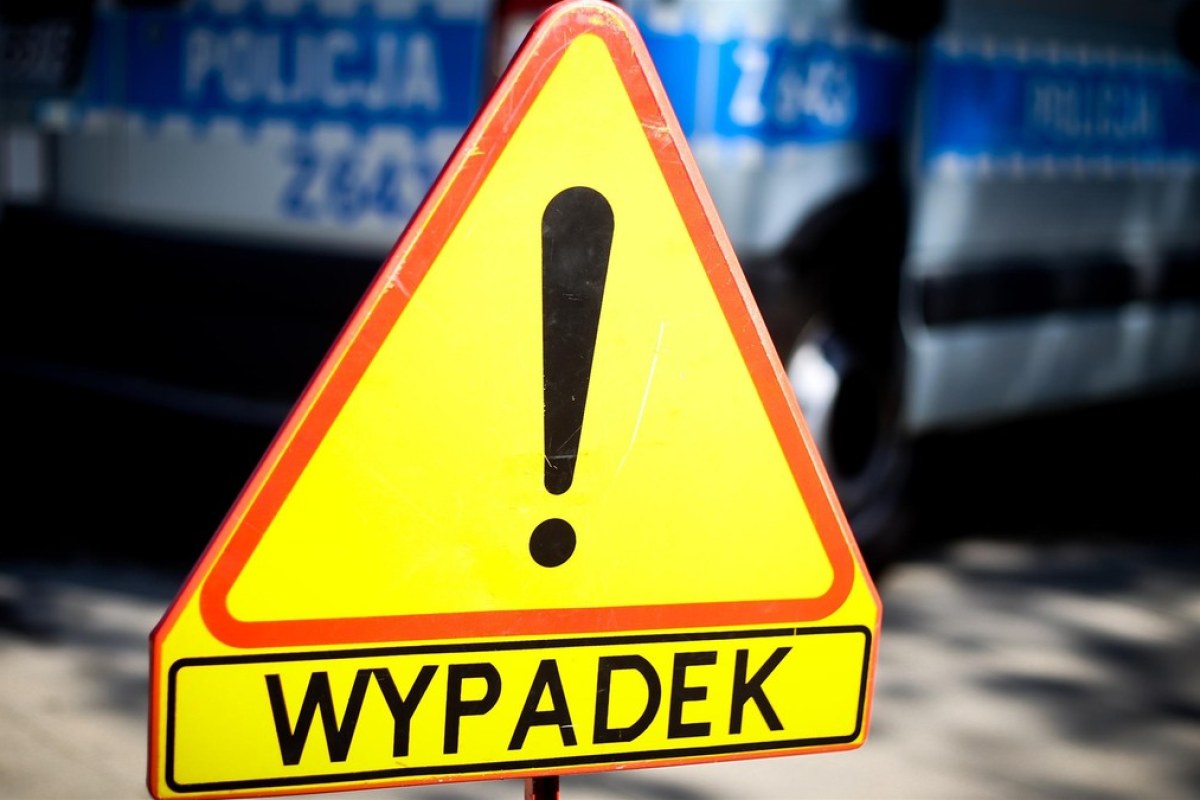 Tragiczny wypadek na autostradzie S8. Jedna osoba nie żyje, trasa zablokowana