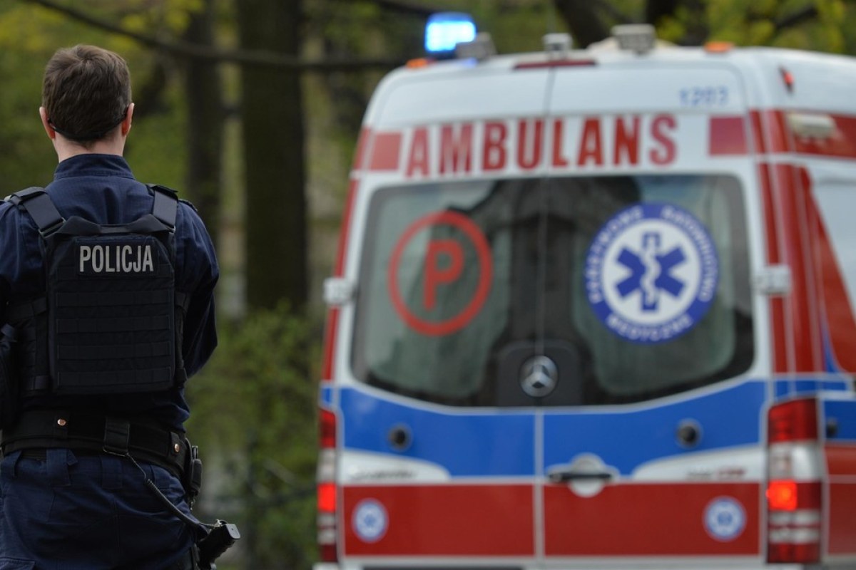 Dramat w Brzozowie: 28-latek zaatakował kobietę i zranił siebie