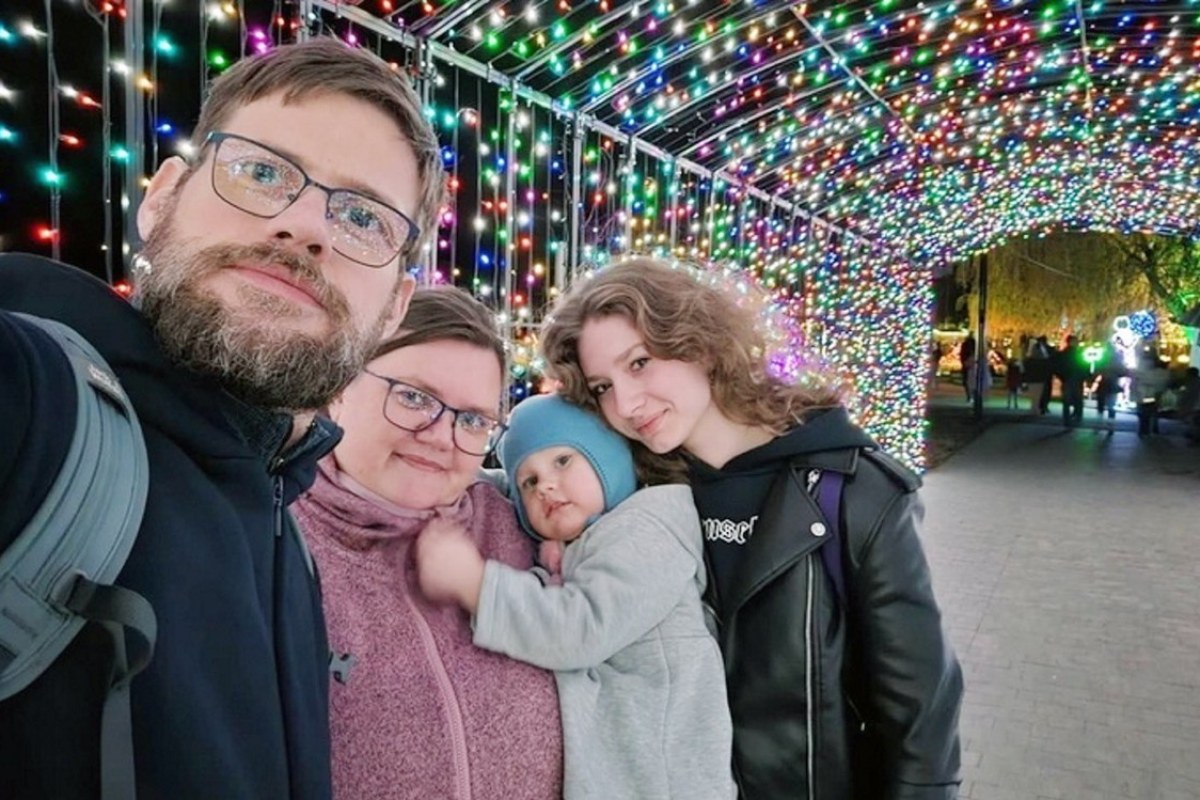 Mama zastępcza ośmiorga dzieci walczy o życie córeczki. Szansą jest terapia w Austrii