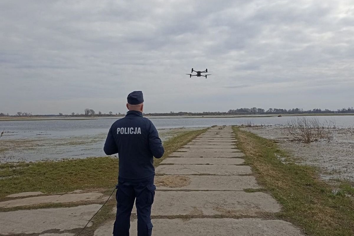 Młody pilot drona naruszył strefę zakazaną nad rafinerią Orlen w Płocku