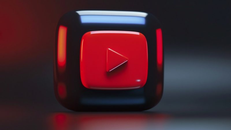 YouTube wprowadza dłuższe, niepomijalne reklamy. Użytkownicy wściekli