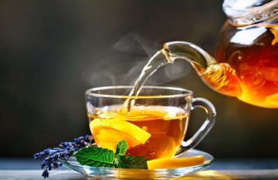 Pułapki na konsumentów w branży herbacianej. Kontrole ujawniają nieprawidłowości