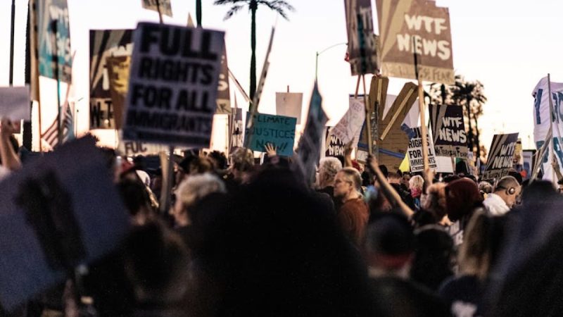 Péter Magyar na wielkim wiecu w Budapeszcie: 'Miłość wygrała’ i obietnica wizyty w Polsce