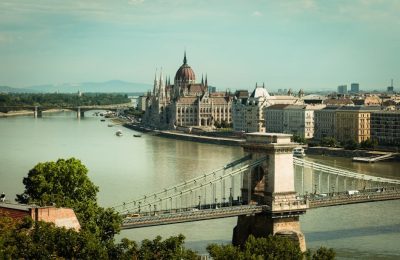 Węgierski polityk o polskich uchodźcach: Czas wracać do domu