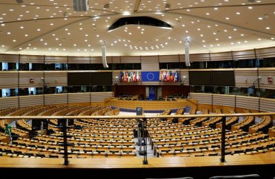 Zmiana frontu: Konfederacja dystansuje się od Orbána po wyborczej porażce