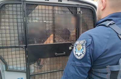 Akt wandalizmu w Miliczu po wyproszeniu z pociągu. 27-latek odpowie za zniszczenia