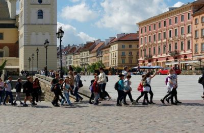Polska w obliczu demograficznej zapaści. Prognozy Eurostatu przewidują drastyczny spadek populacji