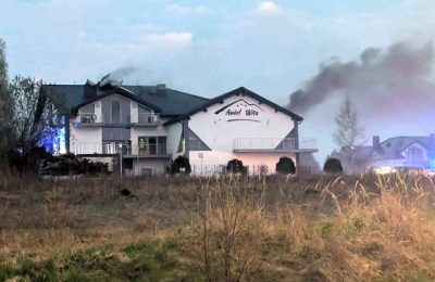 Pożar sali weselnej w Krajnie Długim. Dwie osoby ranne, w lokalu bawił się prezydent Duda