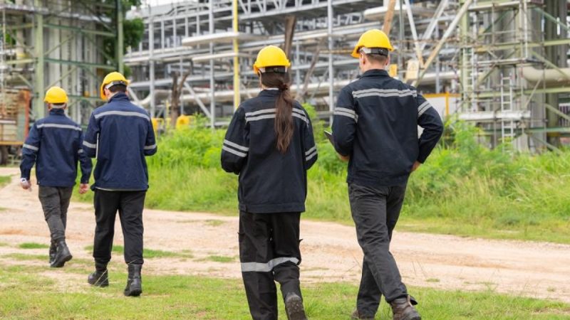 Markos zwalnia 150 osób po 30 latach działalności. Spadek zamówień uderza w przemysł