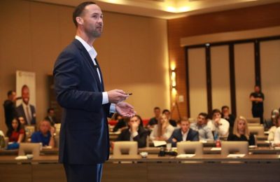 Tusk o głosowaniu Kaczyńskiego: „Najwyraźniej trochę zadrżał”