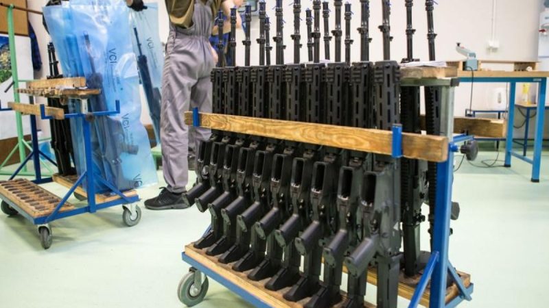 Kryzys zamówień na GROT-y. Prezydent Nawrocki wetuje, a przyszłość „Łucznika” stoi pod znakiem zapytania