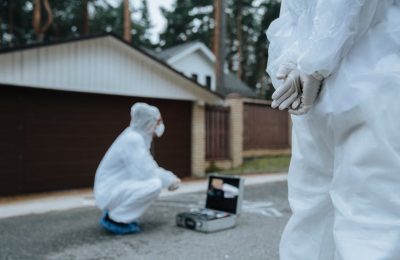 Tragiczny finał sprawy z Suwałk: syn oskarżony o śmierć matki i znieważenie zwłok