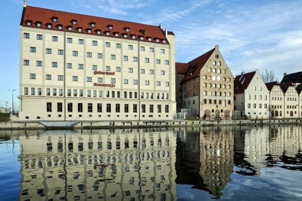 Polski sektor hotelarski wychodzi na prostą. Długi spadły o jedną piątą