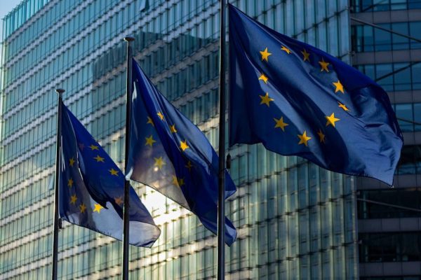 Węgry blisko odblokowania miliardów z UE. Rozmowa Magyara z von der Leyen