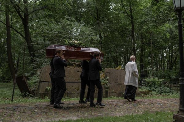 Tłumy na pogrzebie posła Litewki. Podróżnik z pupilami wzruszył żałobników