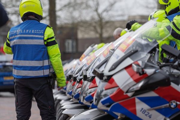 Policjant w trakcie pościgu uderzył w kobietę na łące. Poszkodowana trafiła do szpitala