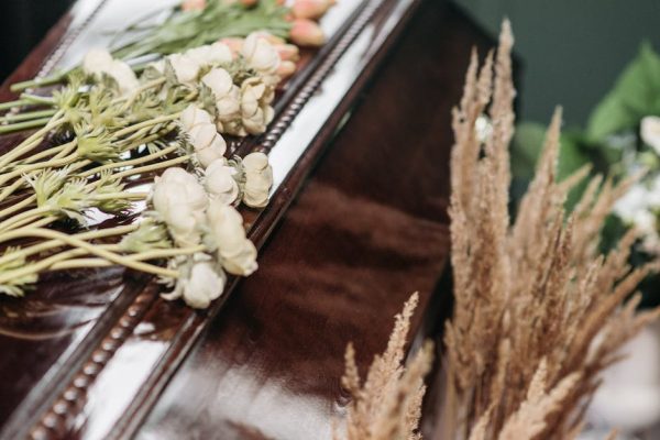 Ostatnie pożegnanie maturzystki z Warszawy. Rodzina apeluje o kolorowe stroje