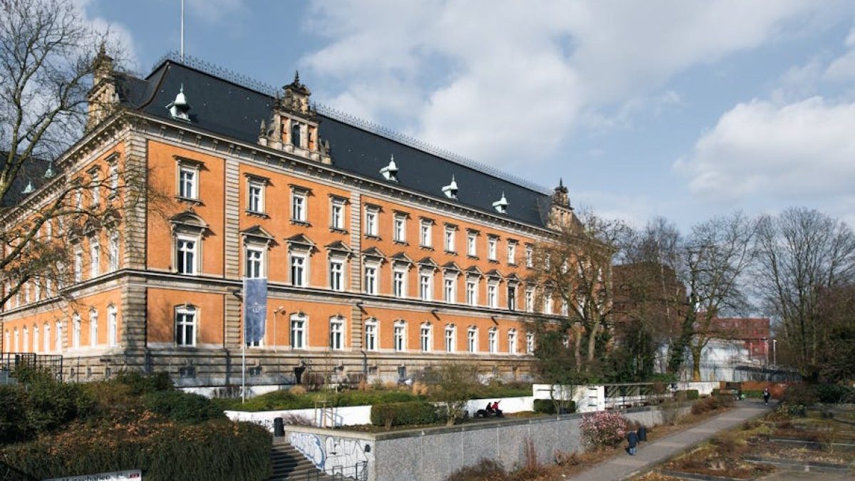 Strasburg nakazuje Polsce ochronę sędziów TK. Decyzja ETPC bez precedensu