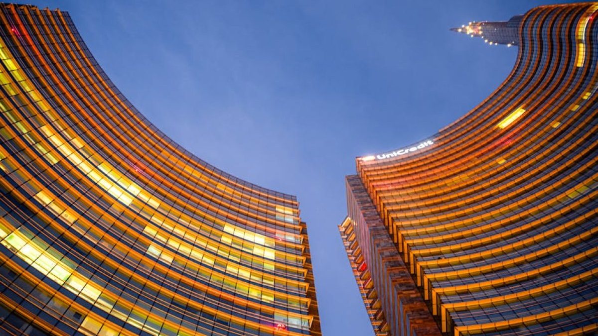 UniCredit wprowadza atrakcyjną ofertę dla nowych klientów: darmowe konto i 6% na lokacie