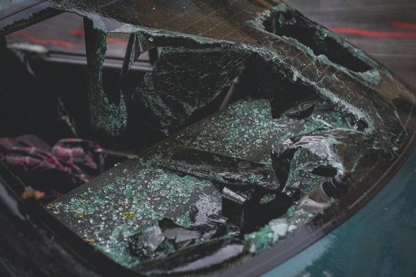 Śmiertelny wypadek w Porażynie. 22-latek za kierownicą mimo sądowego zakazu
