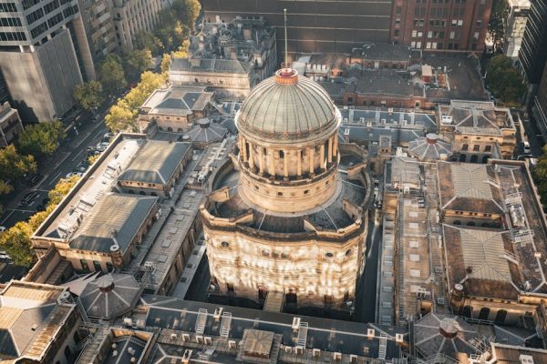 Śledczy badają, czy ktoś pomógł Zbigniewowi Ziobrze w ukrywaniu się przed wymiarem sprawiedliwości