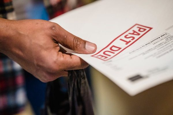 Polacy toną w długach telekomunikacyjnych. Ponad miliard złotych do spłaty