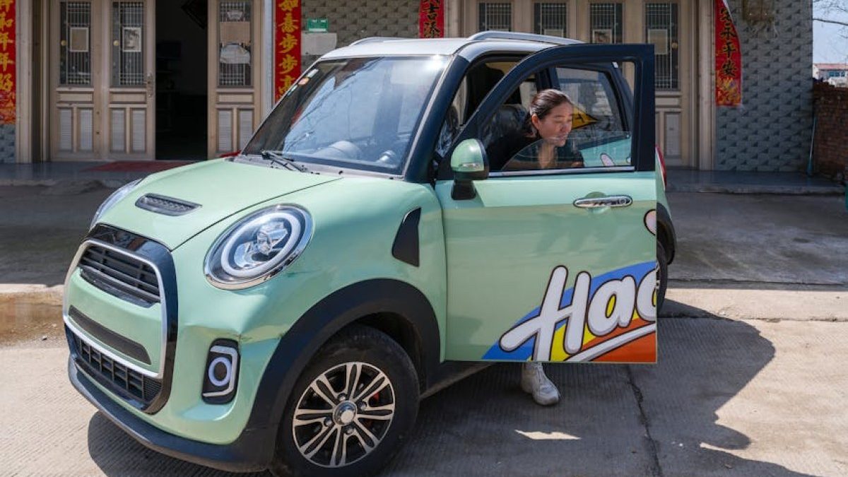 Elektryczna rewolucja z KPO: 4,5 miliarda złotych na polską motoryzację
