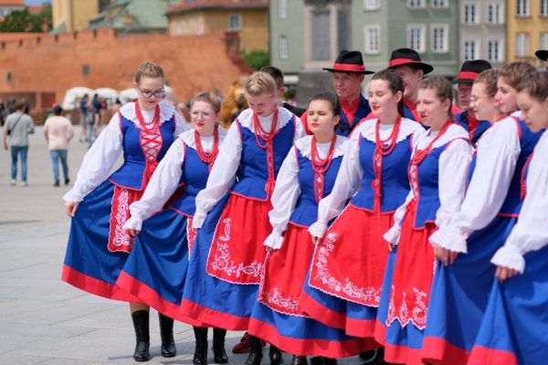 Wiosenne i letnie wydarzenia kulturalne – przegląd najciekawszych propozycji