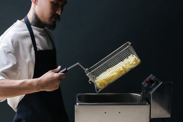 Czy Airfryer zniknie z kuchni? UE ostrzega przed szkodliwymi substancjami w powłokach