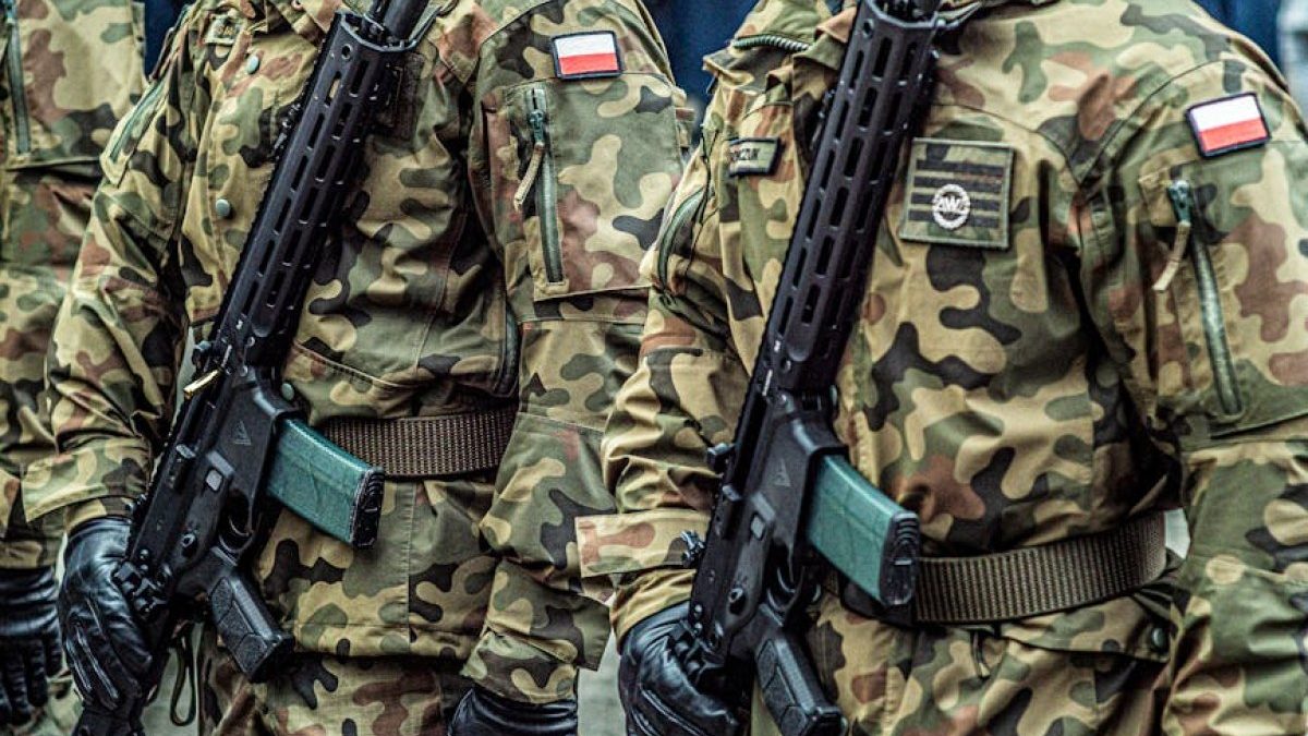 Szef MON: Polska wywiązuje się ze swoich zobowiązań wobec NATO i USA