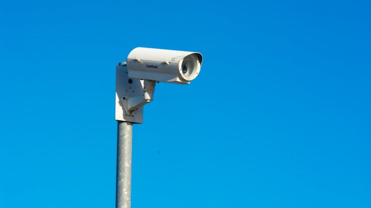 Śledczy analizują nagrania z monitoringu w żłobku w Ząbkach po śmierci 2-latka
