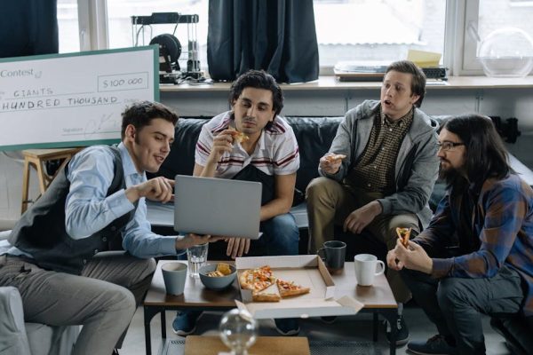 Próbowała oszukać pizzerię w Rzeszowie. Zdjęcie przerobione przez AI zdradziło wszystko