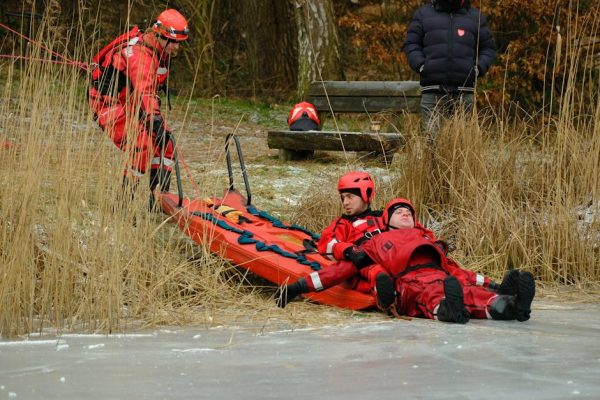 Tragiczny wypadek na jeziorze Juksty. 18-letni maturzysta z Otwocka nie żyje