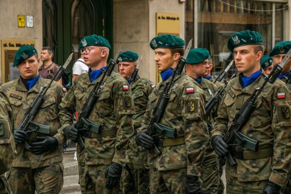 Zmiana decyzji Trumpa w sprawie żołnierzy w Polsce. Dyplomatyczny sukces i strategiczny problem dla NATO