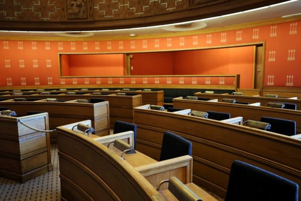 Polityczny chłód paraliżuje państwo. Eksperci ostrzegają przed skutkami
