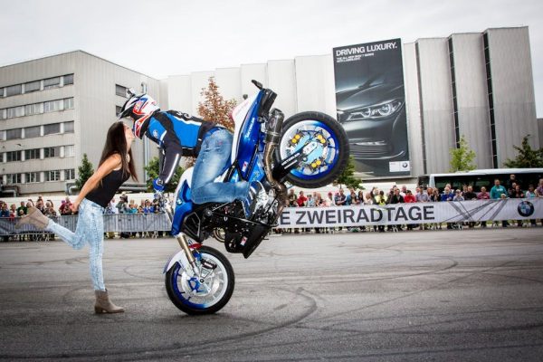 Vision K18: BMW pokazuje motocykl z przyszłości, ale czy to aby na pewno dobry kierunek?