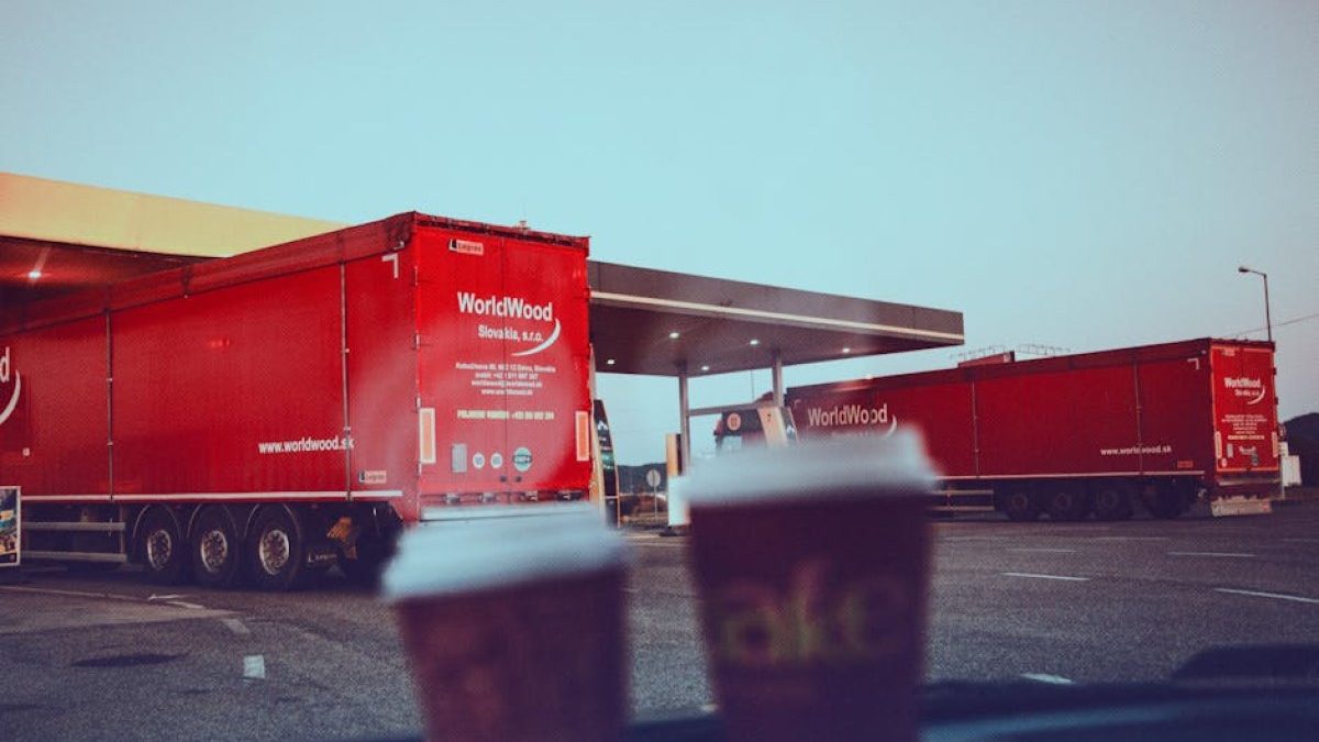Polski transport w kryzysie: lawina upadłości firm przewozowych w 2026 roku