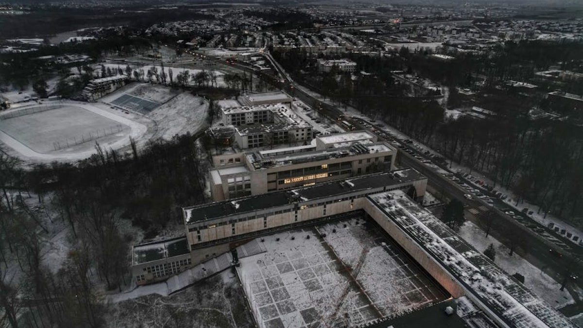 Sąd uchylił decyzję prokuratury w sprawie Michała Wosia