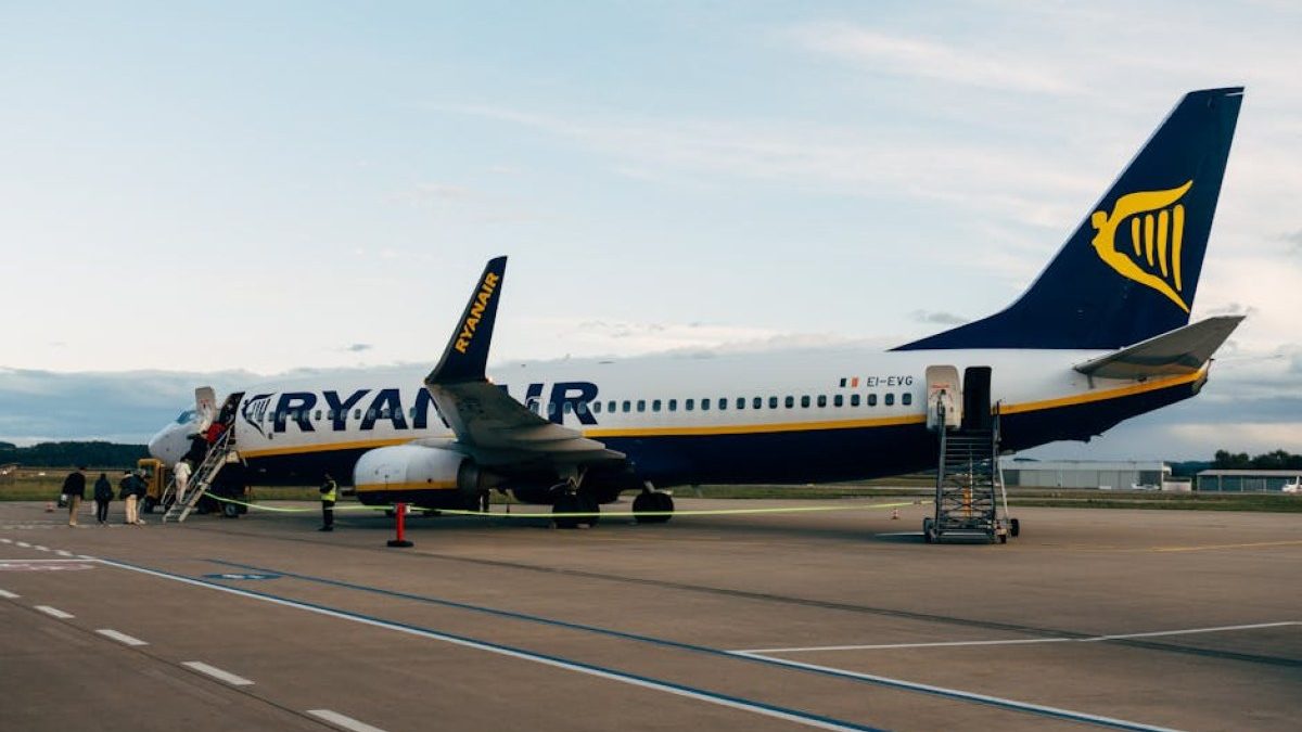 Ryanair znacząco rozszerza ofertę z Warszawy. 12 nowych kierunków i podwojenie liczby pasażerów