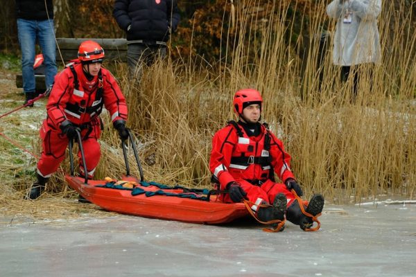 Tragiczny finał akcji ratunkowej na jeziorze Kalwa w Pasymiu