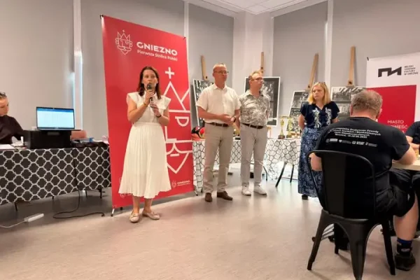 Międzynarodowy turniej szachowy w Gnieźnie zakończony – Puchar Prezydenta dla Marcina Sieciechowicza