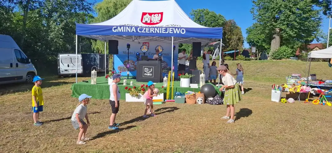 Noc Kupały w Czerniejewie połączyła słowiańskie obrzędy z Dniem Dziecka