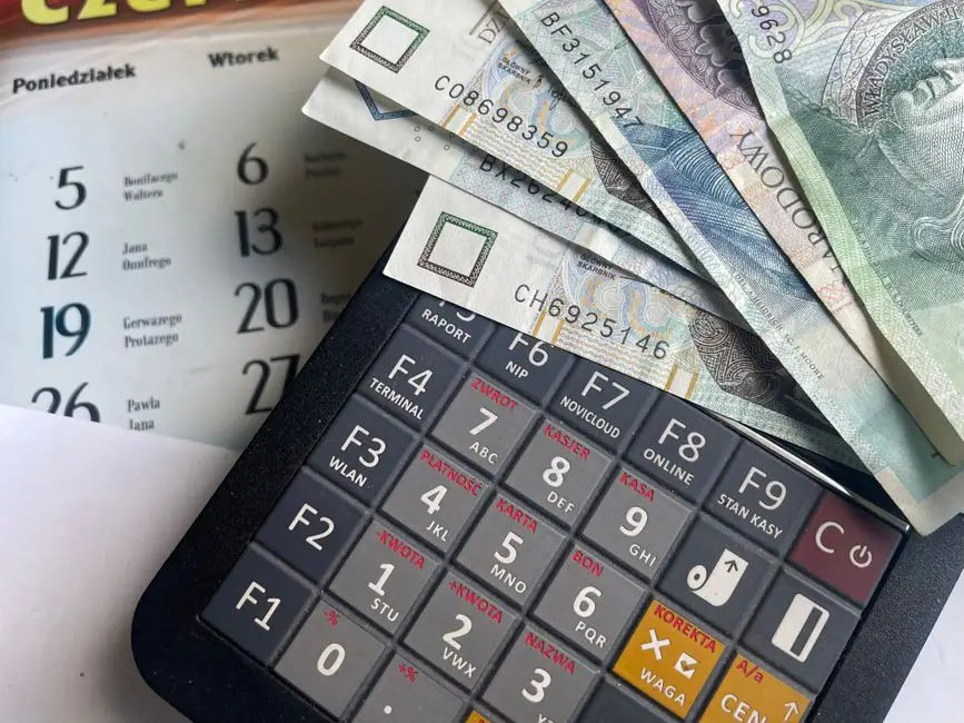 Rząd proponuje minimalne wynagrodzenie 4950 zł w 2027 roku