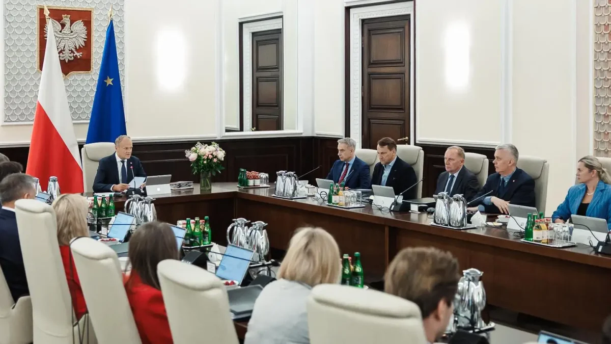 Rząd rozszerza mObywatela i ułatwia walkę o czyste powietrze