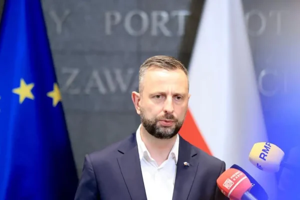Szczyt NATO w Ankarze: przemysł zbrojeniowy, rurociągi paliwowe i implementacja postanowień z Hagi