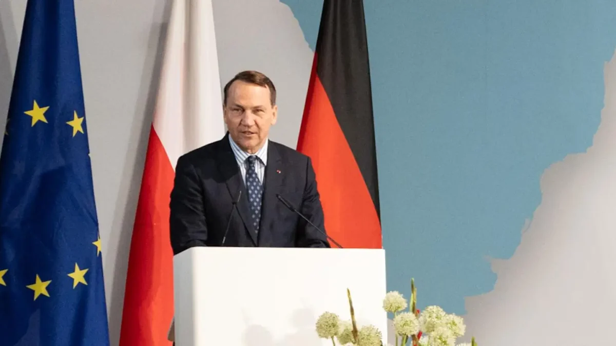 Wicepremier Sikorski w Berlinie: 35 lat Traktatu i nowe wyzwania w relacjach polsko-niemieckich
