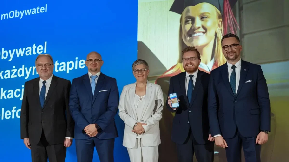 Cyfrowe dyplomy w mObywatelu – rewolucja w dokumentacji uczelni