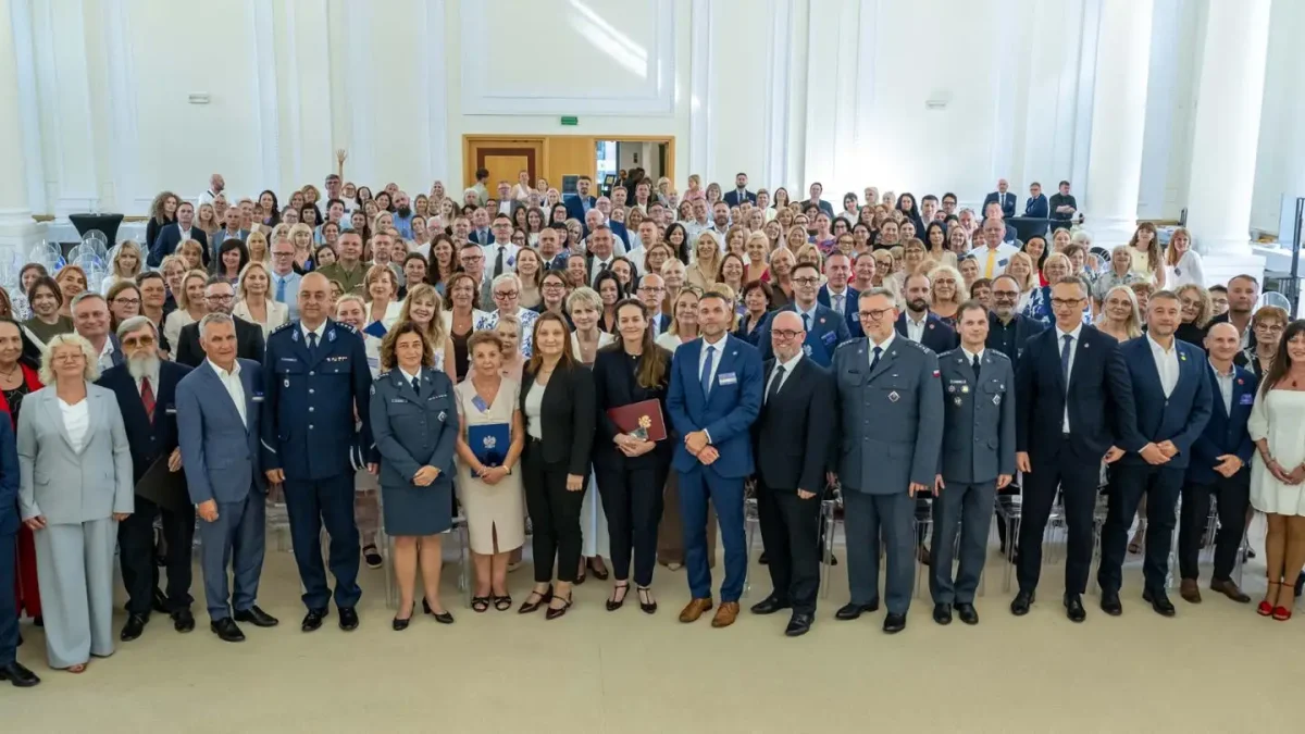 Wiceministra Maria Ejchart uhonorowała kuratorów sądowych podczas centralnych obchodów ich święta