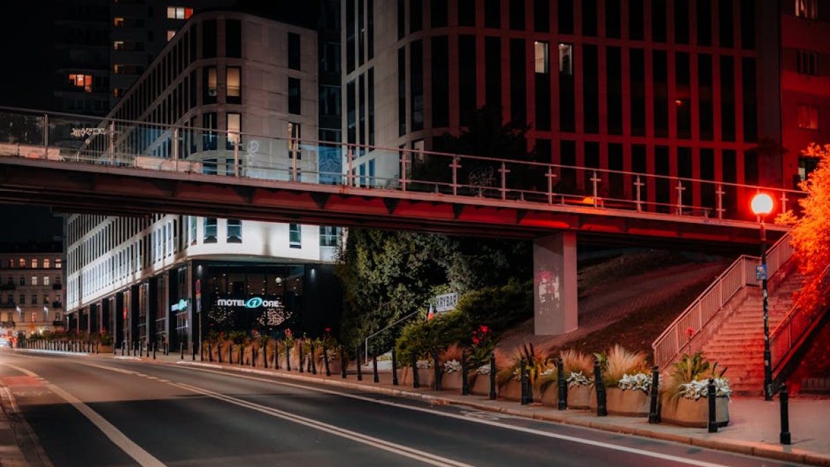 Warszawa wprowadza nocną prohibicję. Koniec z zakupem alkoholu po 22